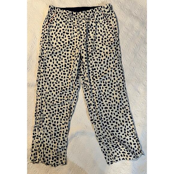 Aerie PJ Pants
Med - Picture 1 of 3